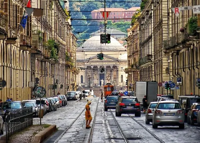 Porta Nuova - Alpitour Free Parking & Netflix *