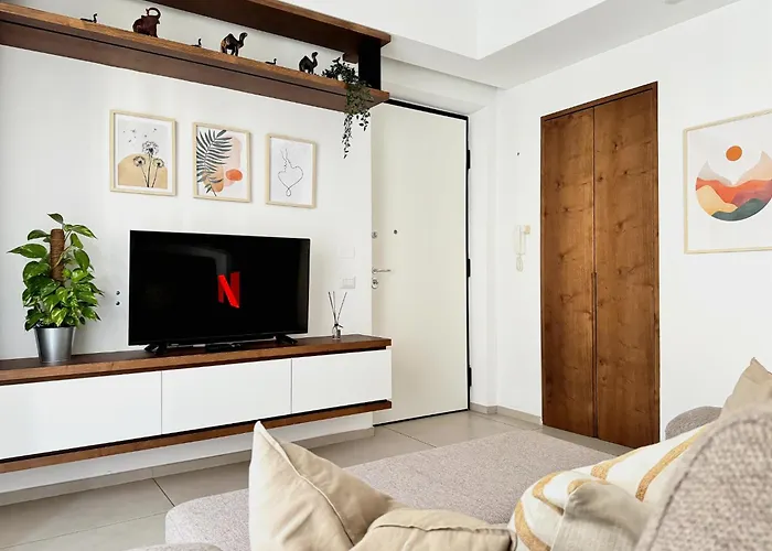 Porta Nuova - Alpitour Free Parking & Netflix * Turin