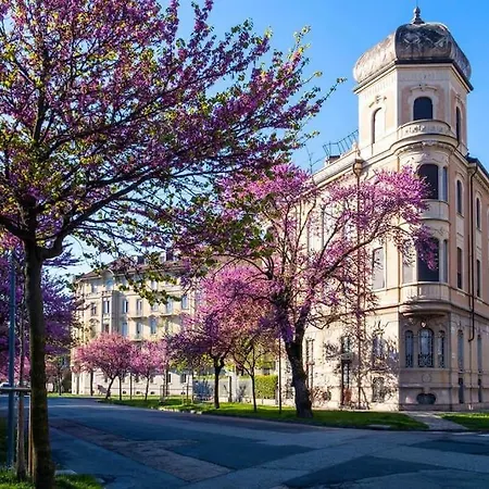 Porta Nuova - Alpitour Free Parking & Netflix טורינו