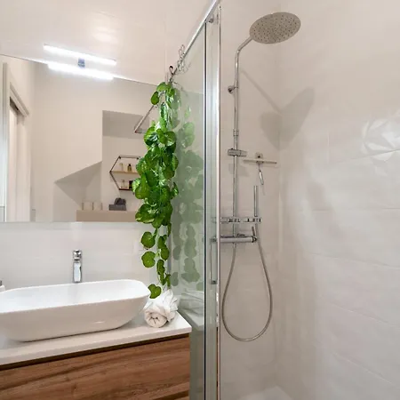 Porta Nuova - Alpitour Free Parking & Netflix Appartement Turijn