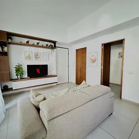 Porta Nuova - Alpitour Free Parking & Netflix *