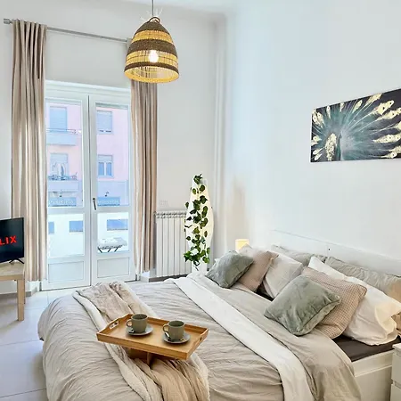 Porta Nuova - Alpitour Free Parking & Netflix *